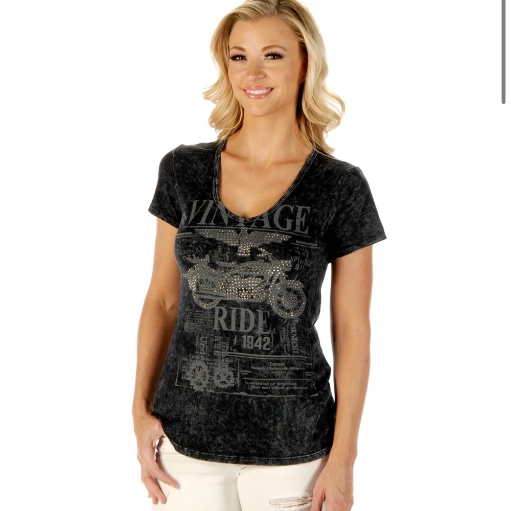 Womens short sleeve top